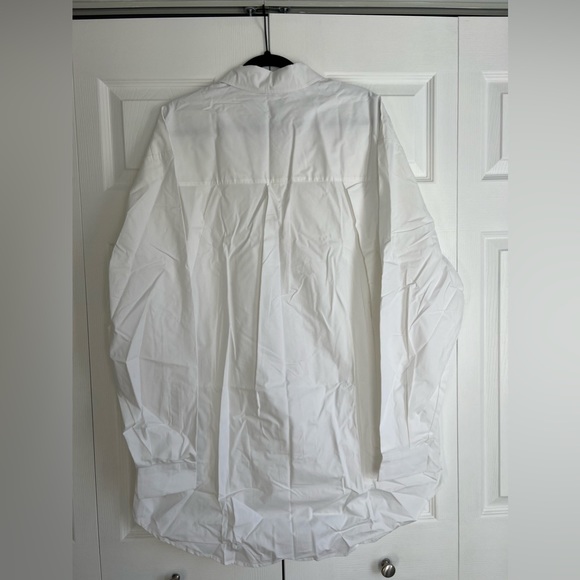 Oversized, Women’s button-down. - Picture 2 of 2
